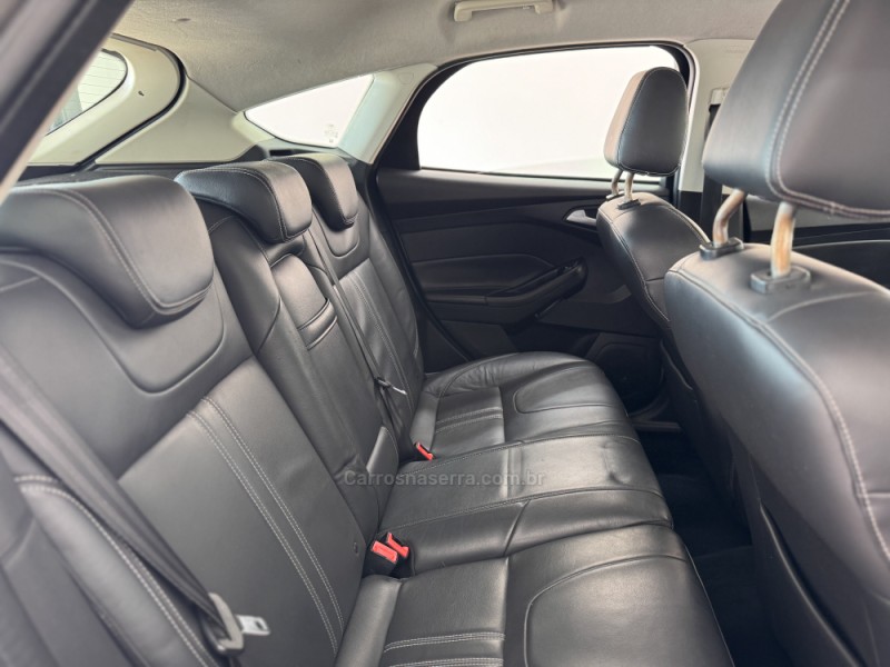 FOCUS 2.0 TITANIUM 16V FLEX 4P AUTOMÁTICO - 2015 - CARLOS BARBOSA