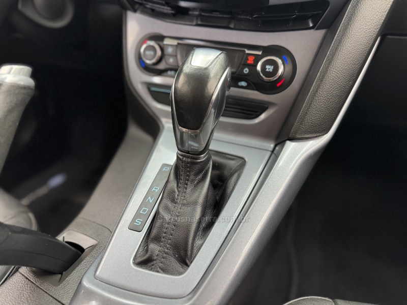 FOCUS 2.0 TITANIUM 16V FLEX 4P AUTOMÁTICO - 2015 - CARLOS BARBOSA