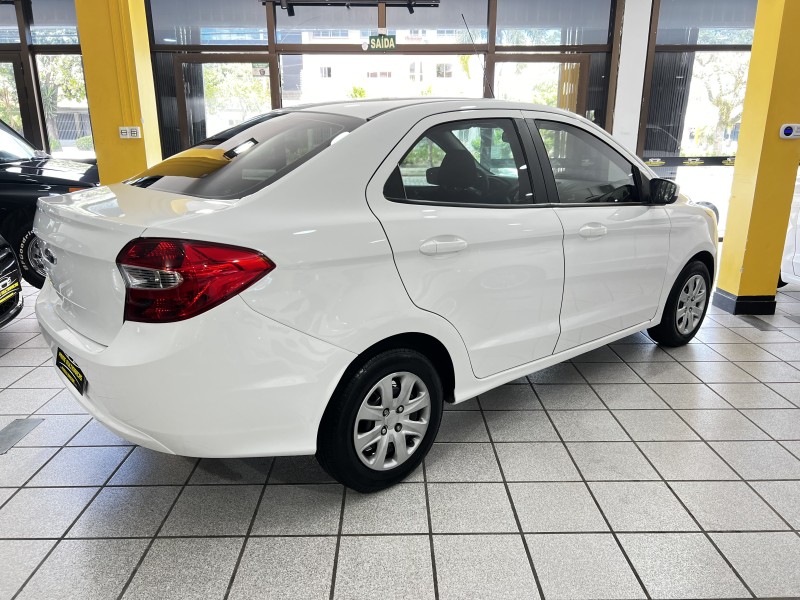 KA 1.5 SE SEDAN 16V FLEX 4P MANUAL - 2018 - CAXIAS DO SUL