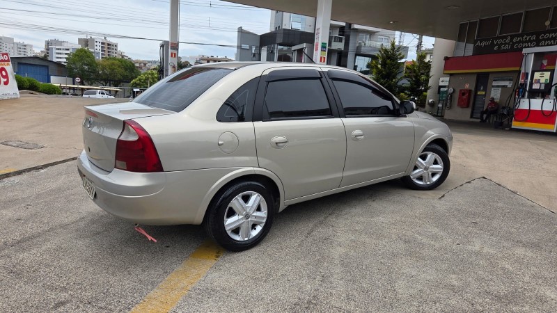 CORSA 1.0 MPFI MAXX SEDAN 8V FLEX 4P MANUAL - 2004 - CAXIAS DO SUL