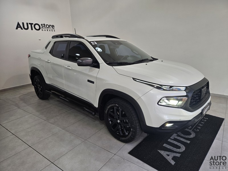 toro 2.0 16v ultra 4x4 at9 diesel 4p automatico 2023 caxias do sul