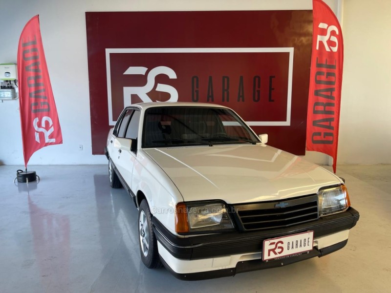 MONZA 1.8 SL/E 8V GASOLINA 4P MANUAL - 1986 - NOVO HAMBURGO