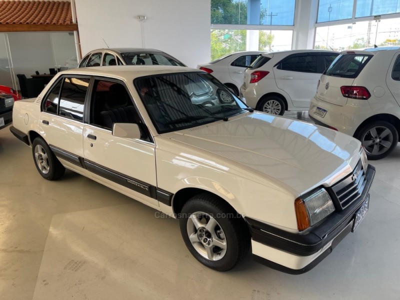 MONZA 1.8 SL/E 8V GASOLINA 4P MANUAL - 1986 - NOVO HAMBURGO