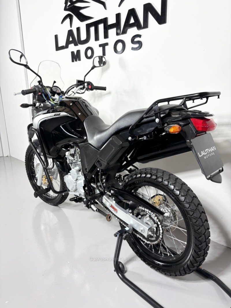 XTZ 250 TÉNÉRÉ - 2011 - NOVO HAMBURGO