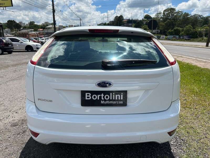 FOCUS 1.6 GLX SIGMA 16V FLEX 4P MANUAL - 2013 - FARROUPILHA