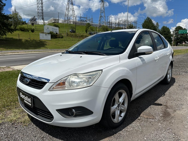 FOCUS 1.6 GLX SIGMA 16V FLEX 4P MANUAL - 2013 - FARROUPILHA