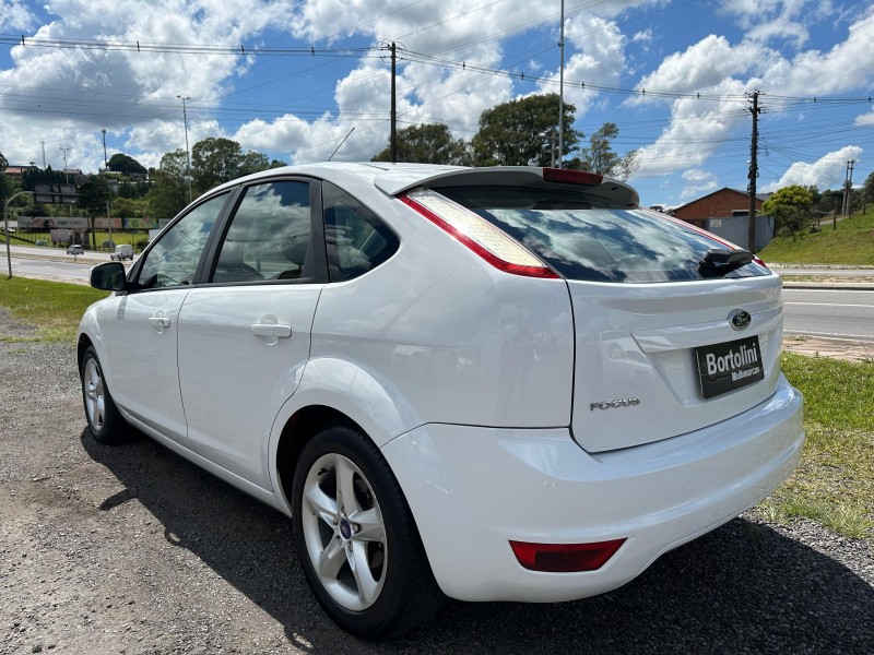 FOCUS 1.6 GLX SIGMA 16V FLEX 4P MANUAL - 2013 - FARROUPILHA