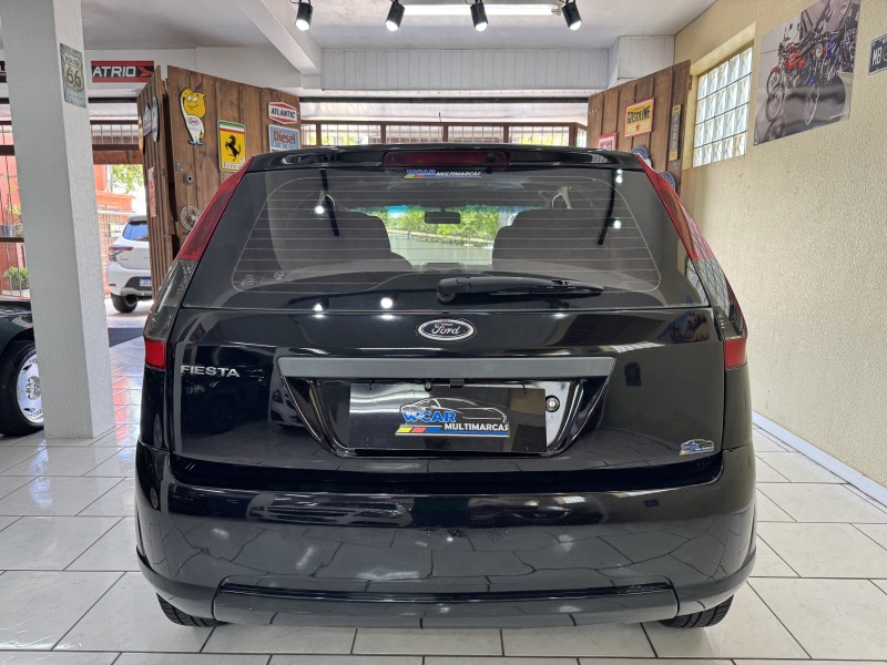 FIESTA 1.0 MPI CLASS 8V FLEX 4P MANUAL - 2012 - CAXIAS DO SUL