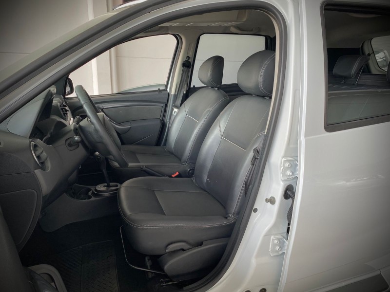 DUSTER 2.0 DYNAMIQUE 4X2 16V FLEX 4P AUTOMÁTICO - 2013 - LAJEADO