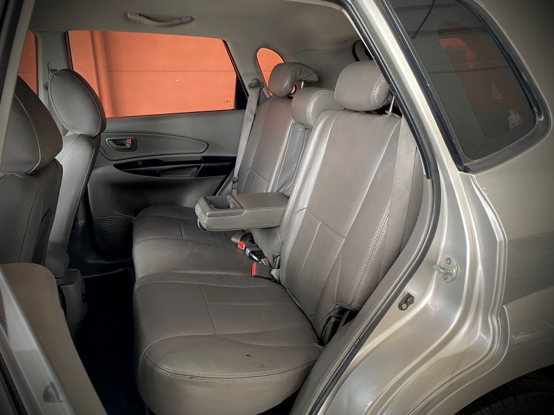 TUCSON 2.0 MPFI GL 16V 142CV 2WD GASOLINA 4P AUTOMÁTICO - 2009 - LAJEADO