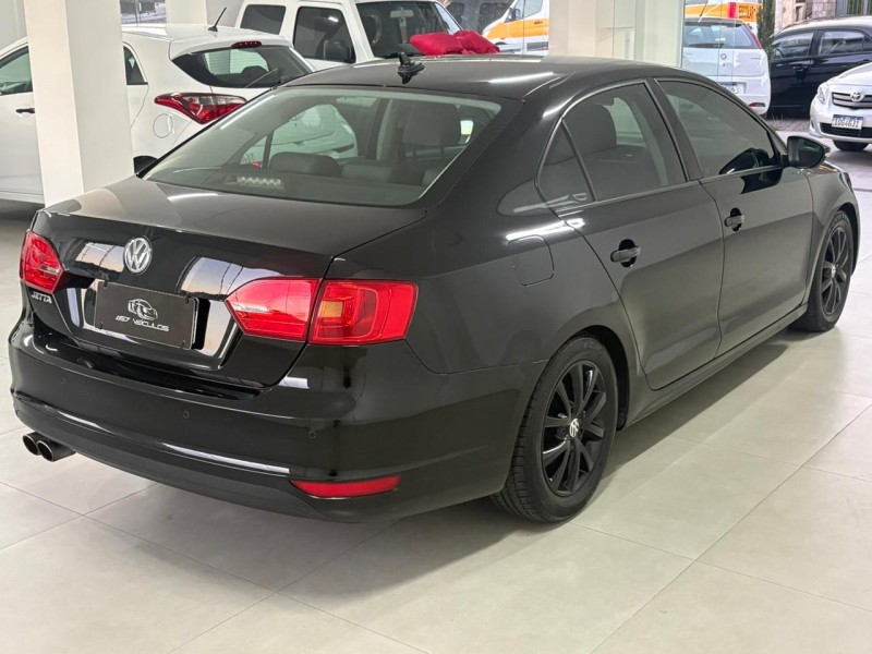 JETTA 2.0 COMFORTLINE FLEX 4P TIPTRONIC - 2011 - BENTO GONçALVES