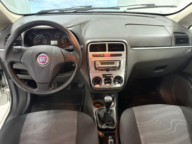 PUNTO 1.4 ATTRACTIVE ITALIA 8V FLEX 4P MANUAL - 2012 - BENTO GONçALVES