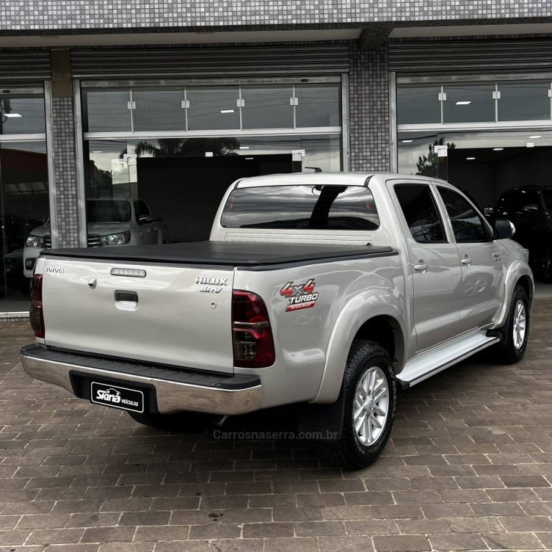 HILUX 3.0 SRV 4X4 CD 16V TURBO INTERCOOLER DIESEL 4P AUTOMÁTICO - 2013 - VACARIA