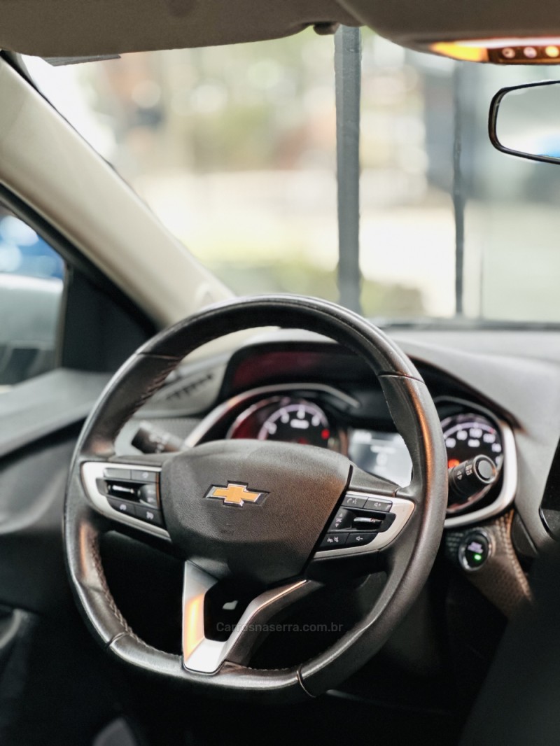 ONIX 1.0	LTZ PLUS 12V TURBO FLEX 4P AUTOMÁTICO - 2024 - CANELA