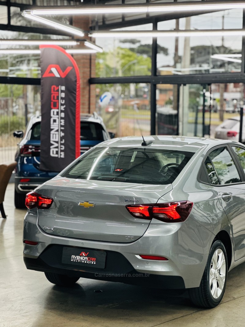 ONIX 1.0	LTZ PLUS 12V TURBO FLEX 4P AUTOMÁTICO - 2024 - CANELA