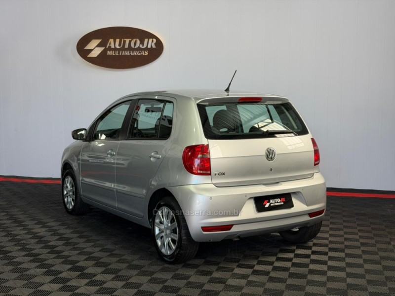 FIESTA 1.0 MPI 8V GASOLINA 4P MANUAL - 2007 - VACARIA