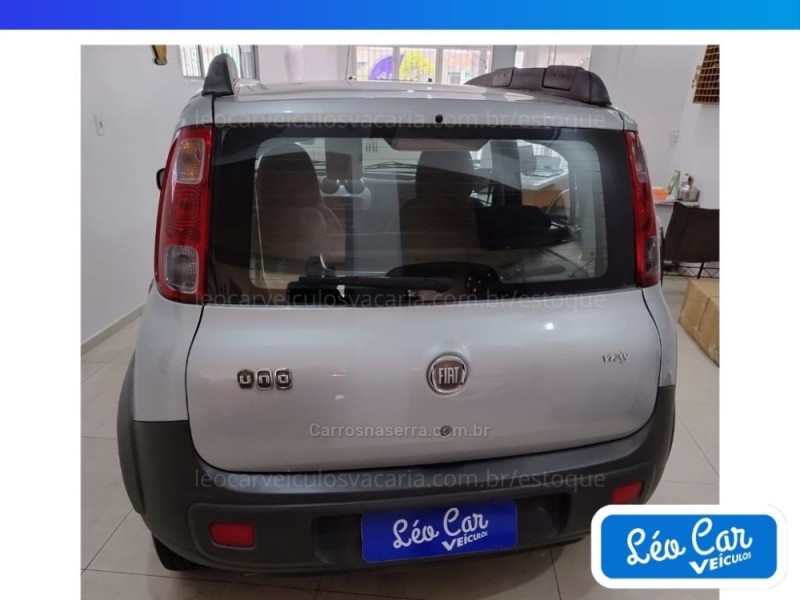 UNO 1.0 WAY 8V FLEX 4P MANUAL - 2012 - VACARIA