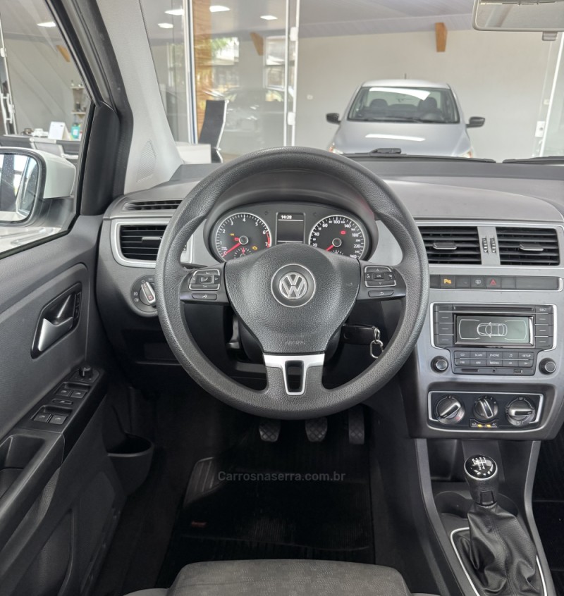 FOX 1.6 MSI COMFORTLINE 8V FLEX 4P MANUAL - 2015 - VILA FLORES