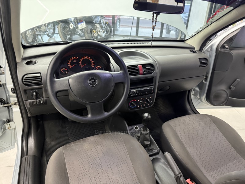 CORSA 1.0 MPFI JOY 8V FLEX 4P MANUAL - 2009 - SAPIRANGA