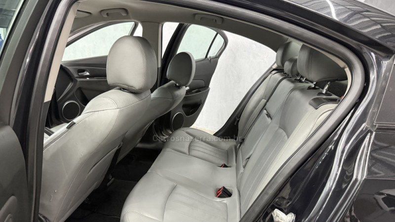 CRUZE 1.8 LT 16V FLEX 4P AUTOMÁTICO - 2013 - SAPIRANGA