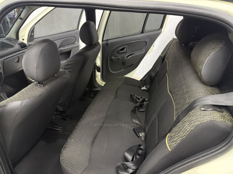 CLIO 1.0 EXPRESSION 16V FLEX 4P MANUAL - 2014 - SAPIRANGA