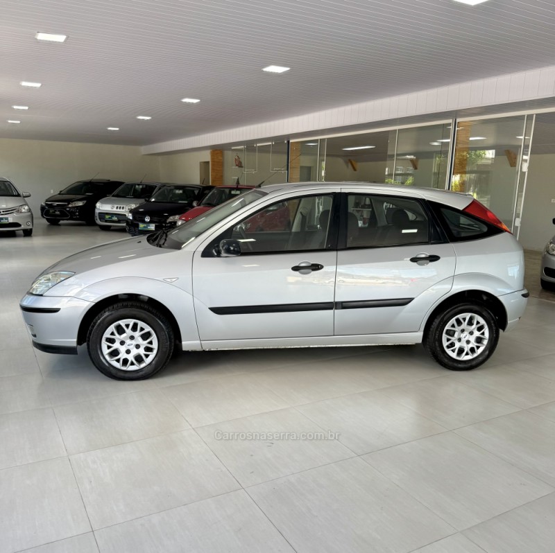 FOCUS 1.6 8V FLEX 4P MANUAL - 2007 - VILA FLORES