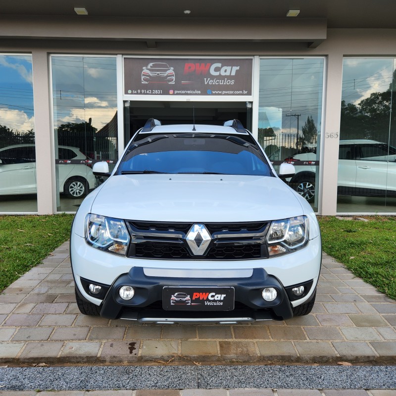 DUSTER OROCH 1.6 16V FLEX DYNAMIQUE 4P MANUAL - 2017 - BENTO GONçALVES