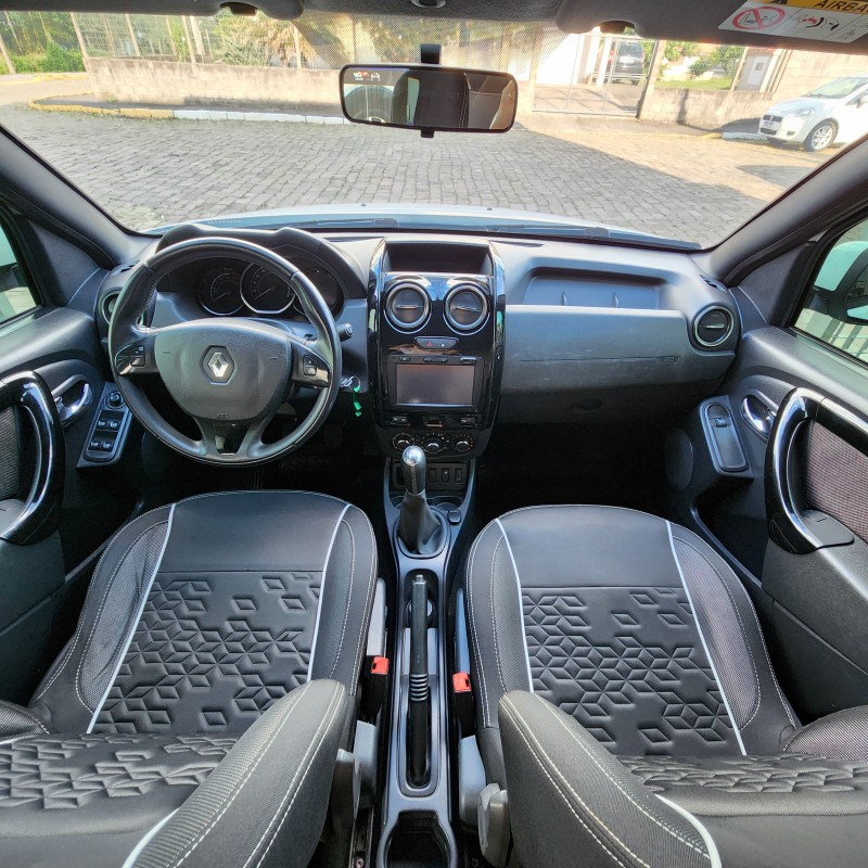 DUSTER OROCH 1.6 16V FLEX DYNAMIQUE 4P MANUAL - 2017 - BENTO GONçALVES