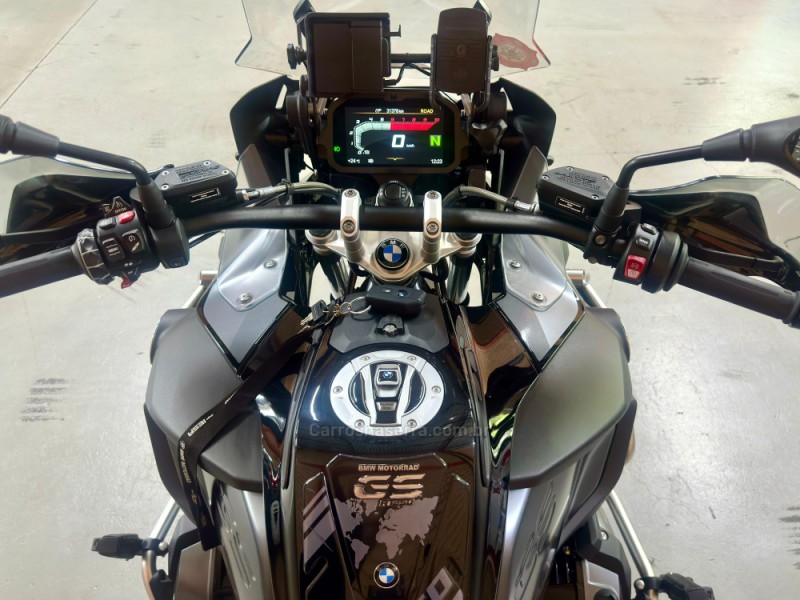 R 1250 GS PREMIUM TRIPLE BLACK - 2023 - ESTâNCIA VELHA