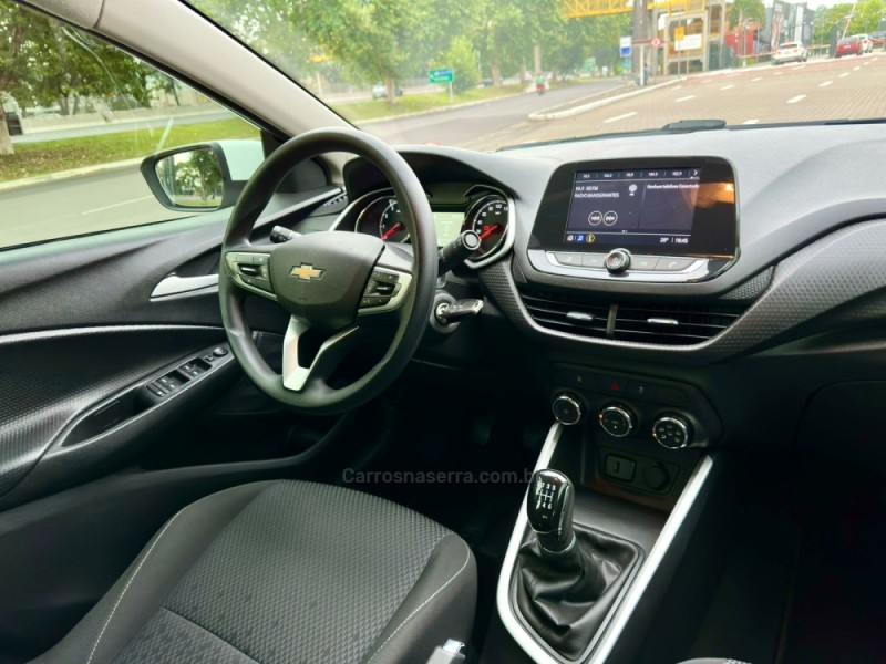 ONIX 1.0 LT 12V FLEX 4P MANUAL - 2020 - ESTâNCIA VELHA