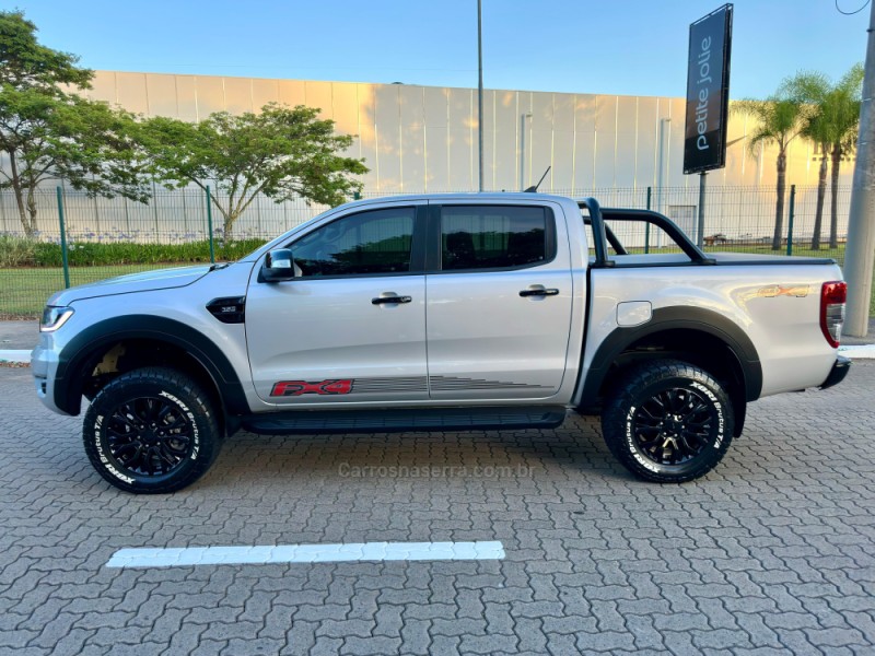 RANGER 3.2 FX4 20V CD 4X4 DIESEL 4P AUTOMÁTICO - 2023 - ESTâNCIA VELHA