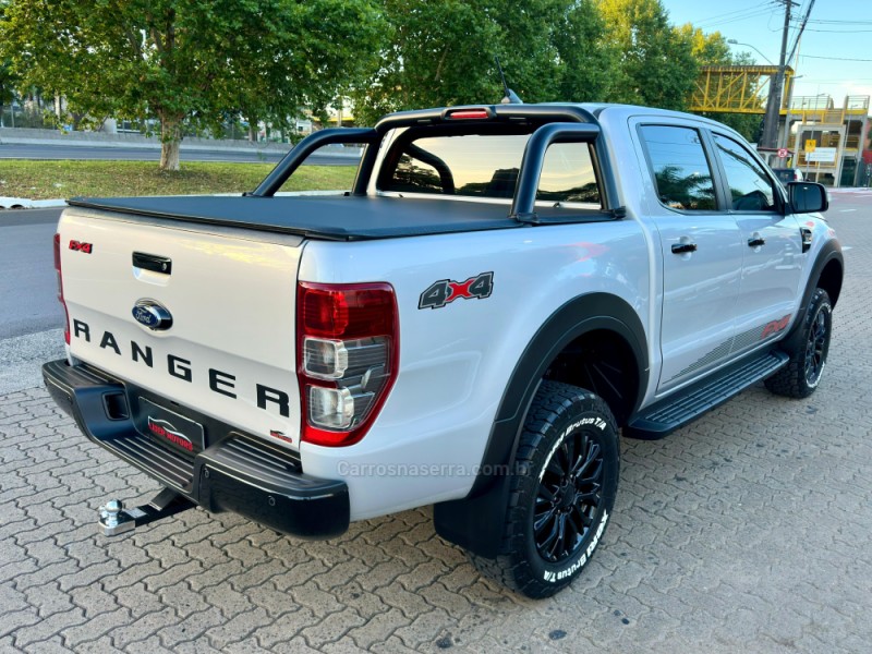 RANGER 3.2 FX4 20V CD 4X4 DIESEL 4P AUTOMÁTICO - 2023 - ESTâNCIA VELHA
