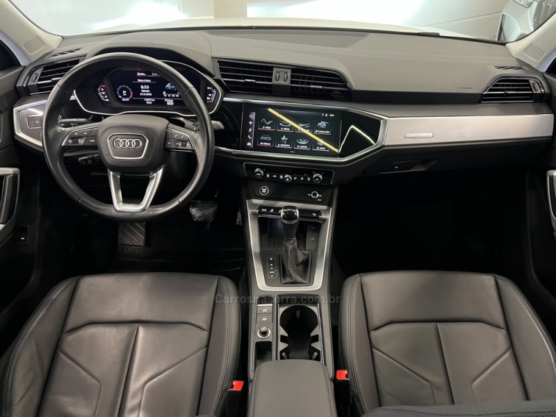 Q3 2.0 TFSI PERFORMANCE SPORTBACK TURBO GASOLINA 4P AUTOMÁTICO - 2024 - FLORES DA CUNHA