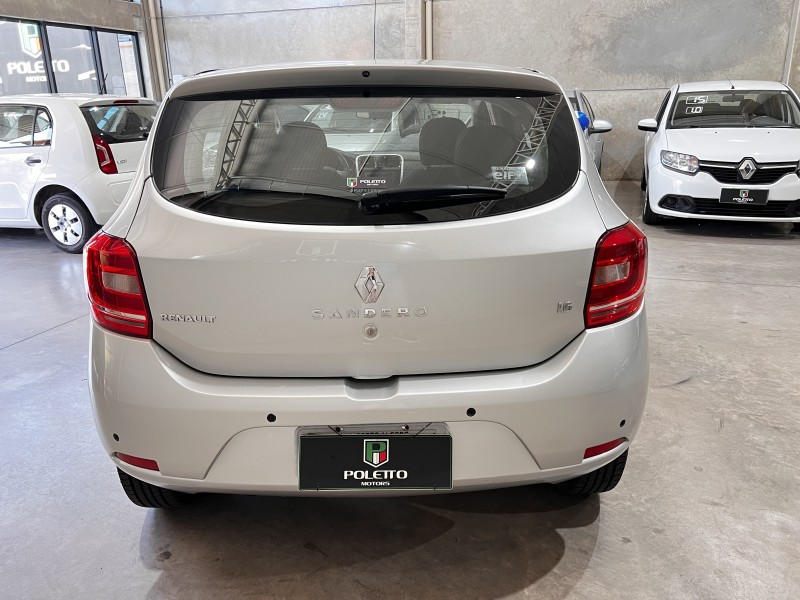 SANDERO 1.6 EXPRESSION 16V FLEX 4P MANUAL - 2015 - CAXIAS DO SUL