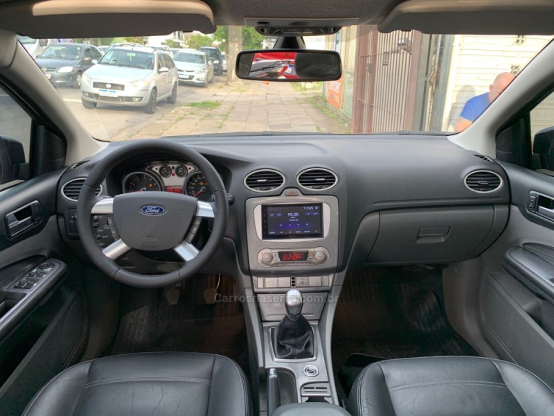 FOCUS 2.0 TITANIUM HATCH 16V FLEX 4P MANUAL - 2011 - CAXIAS DO SUL