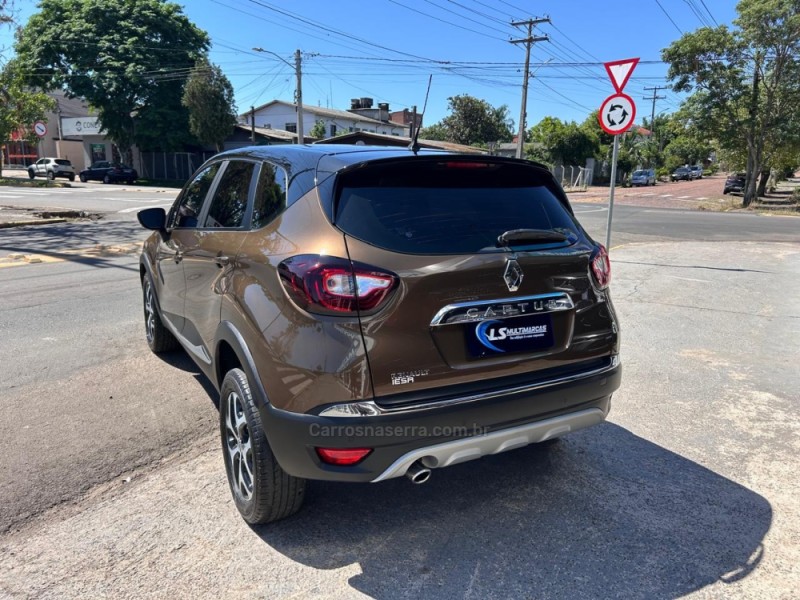 CAPTUR 2.0 16V FLEX INTENSE AUTOMÁTICO - 2018 - VENâNCIO AIRES