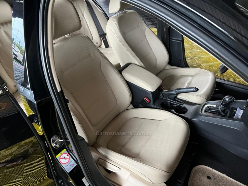 JETTA 2.0 COMFORTLINE FLEX 4P TIPTRONIC - 2012 - CAXIAS DO SUL