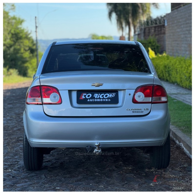 CLASSIC 1.0 MPFI LS 8V GASOLINA 4P MANUAL - 2016 - CAMPO BOM