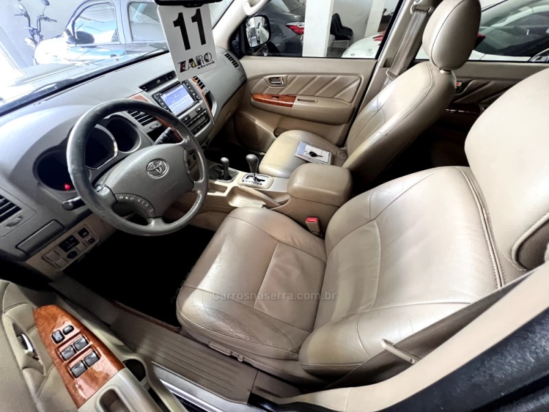 HILUX SW4 3.0 SRV 4X4 16V TURBO INTERCOOLER DIESEL 4P AUTOMÁTICO - 2011 - CARLOS BARBOSA