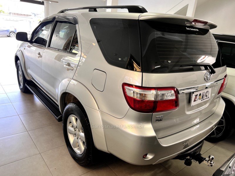 HILUX SW4 3.0 SRV 4X4 16V TURBO INTERCOOLER DIESEL 4P AUTOMÁTICO - 2011 - CARLOS BARBOSA