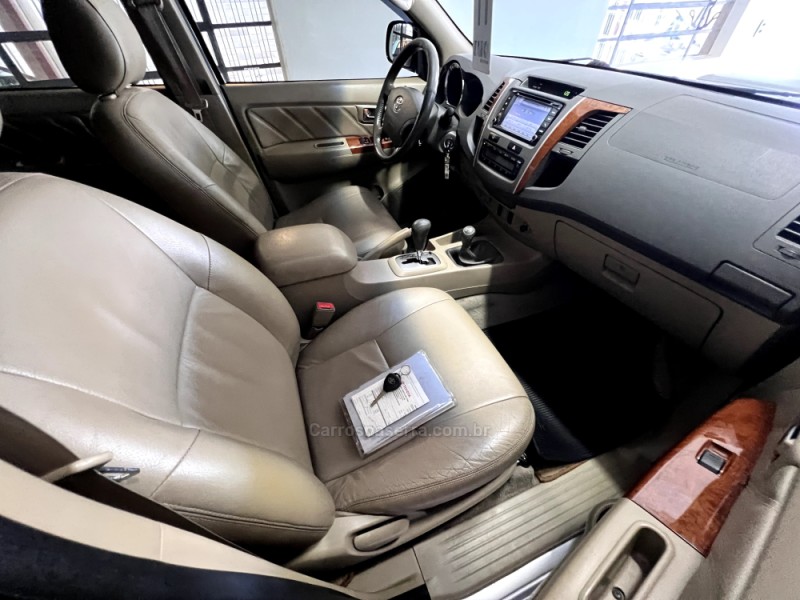 HILUX SW4 3.0 SRV 4X4 16V TURBO INTERCOOLER DIESEL 4P AUTOMÁTICO - 2011 - CARLOS BARBOSA