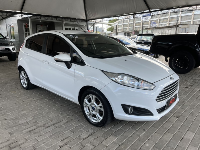 FIESTA 1.6 MPI HATCH 8V FLEX 4P MANUAL - 2015 - CAXIAS DO SUL