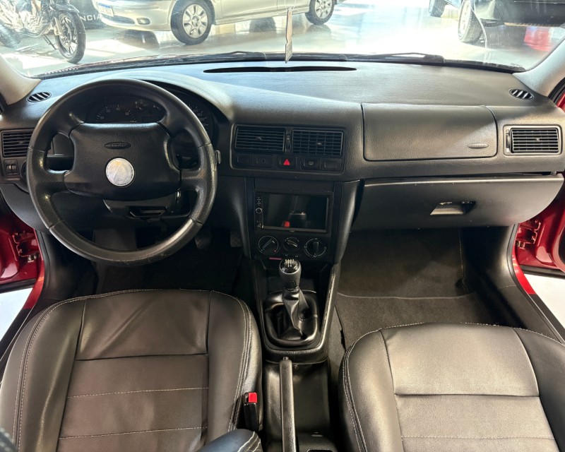 GOLF 1.6 8V GASOLINA 4P MANUAL - 2000 - CAXIAS DO SUL