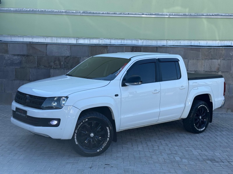 amarok 2.0 highline 4x4 cd 16v turbo intercooler diesel 4p automatico 2013 caxias do sul