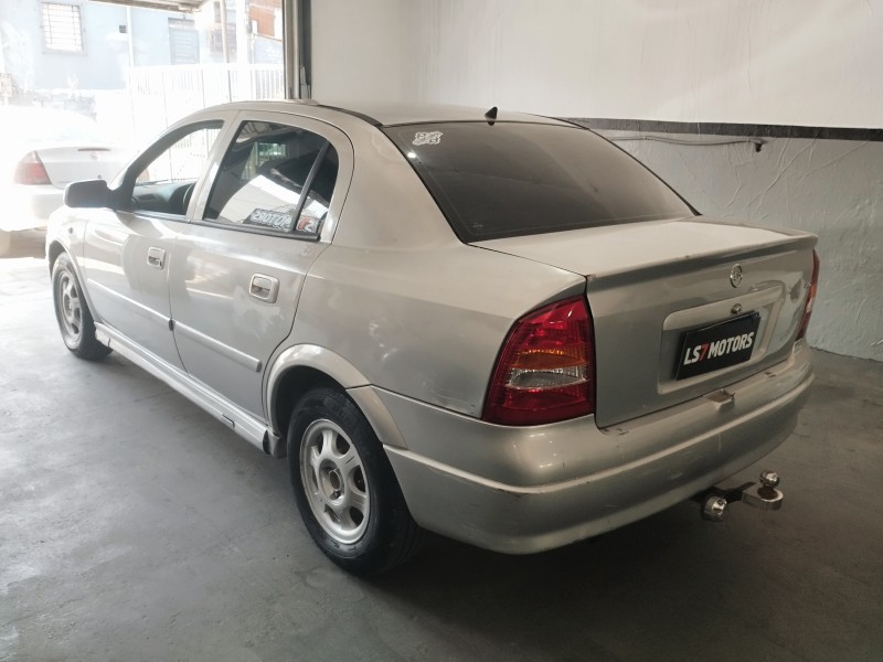 ASTRA 1.8 MPFI MILLENIUM II SEDAN 8V GASOLINA 4P MANUAL - 2001 - CAXIAS DO SUL