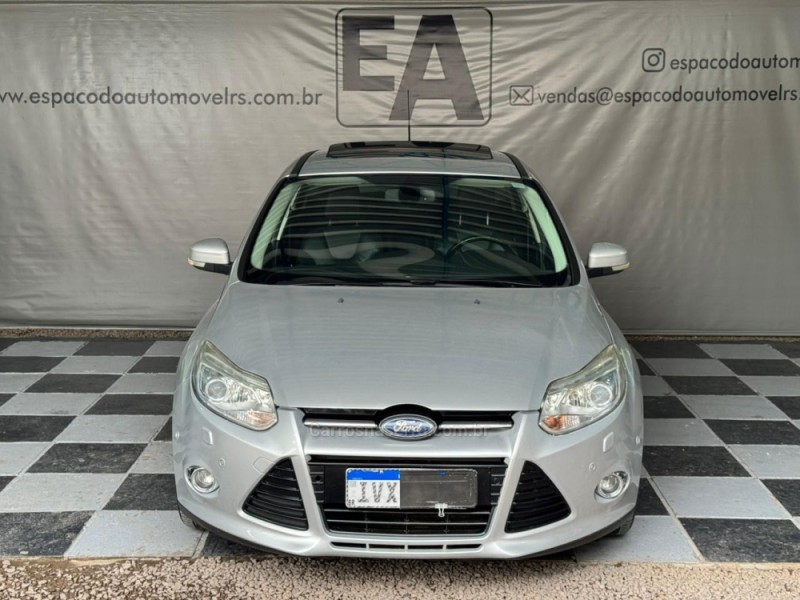 FOCUS 2.0 TITANIUM PLUS HATCH 16V FLEX 4P AUTO - 2015 - NOVA PRATA