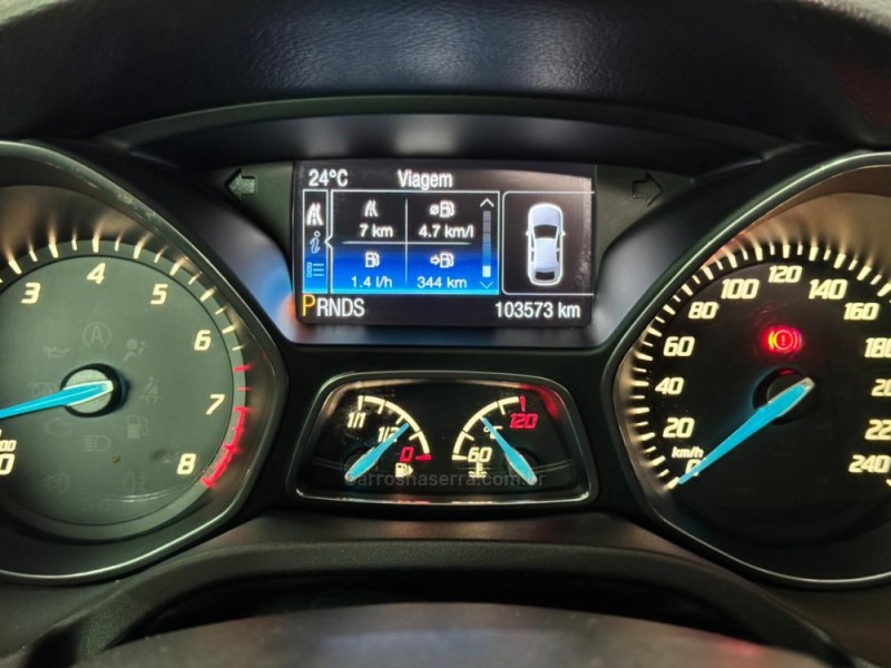 FOCUS 2.0 TITANIUM PLUS HATCH 16V FLEX 4P AUTO - 2015 - NOVA PRATA