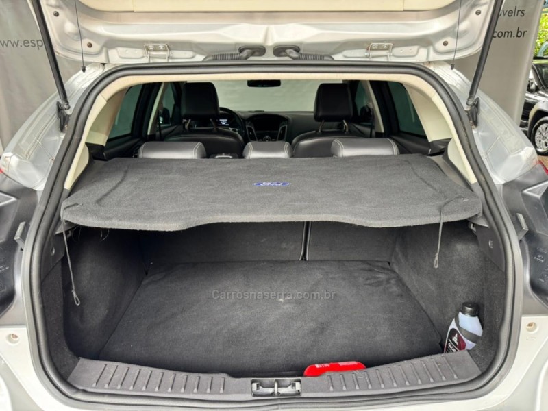 FOCUS 2.0 TITANIUM PLUS HATCH 16V FLEX 4P AUTO - 2015 - NOVA PRATA