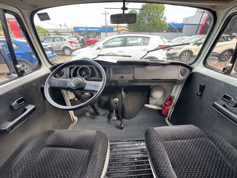 KOMBI 1.4 MI FURGÃO 8V FLEX 3P MANUAL - 2014 - PASSO FUNDO