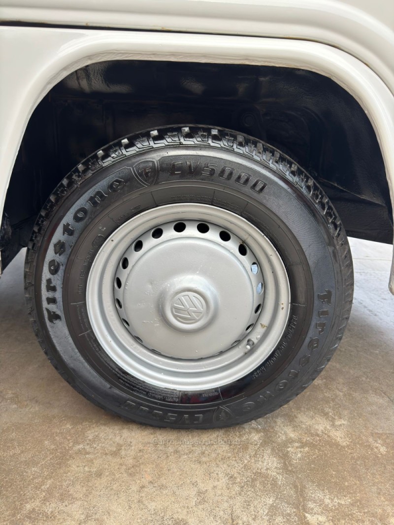 KOMBI 1.4 MI FURGÃO 8V FLEX 3P MANUAL - 2014 - PASSO FUNDO